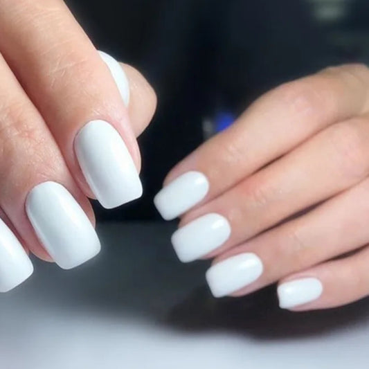 ✨ Faux Ongles Réutilisables – 24 pièces avec colle incluse | -50 % Offre de lancement